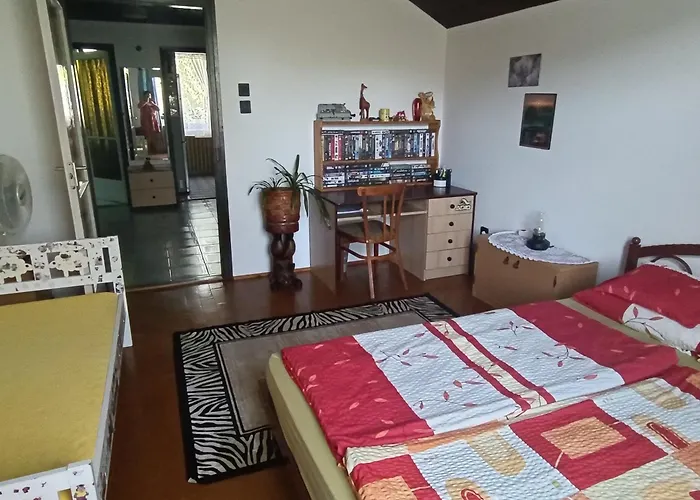 Anna Apartman